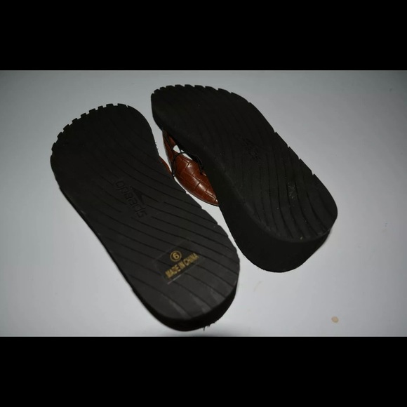 BNWOT SPEEDO wedge heel thong flip flop SANDAL - Picture 3 of 3